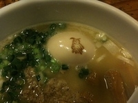 「白鶏らーめん+味つけ玉子」@鶏の穴の写真