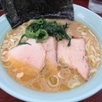 ラーメンカタメ半チャーシュウ