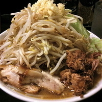 「煮干しラブメン（野菜・ニンニク半分￥750）」@ラブメン 楽々の写真