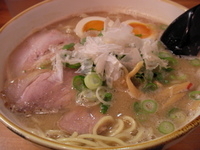 「Wラーメン（+味玉&替え玉）」@麺や拓 堀江本店の写真