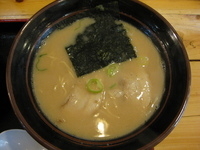 「博多ラーメン」@神宮前 博多ラーメン ほんじんの写真
