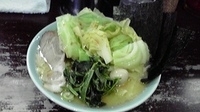 「ラーメン（麺固め）&キャベツトッピング」@横浜家系ラーメン ほどが家の写真