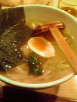 「辛味汐らーめん」@ラーメン雲水の写真