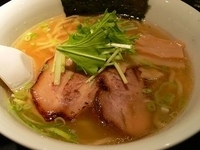 「フランキー中華ソバ（塩）」@濃厚つけ汁ソバ FRIDAY 勝田店の写真