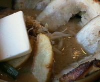 「北海道味噌 超バターらーめん￥780+炙りチャーシュー×3￥15」@麺屋 徳兵衛の写真