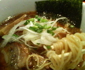 「我流旨味ソバ正油 750円」@濃厚つけ汁ソバ FRIDAY 勝田店の写真