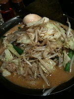 「豪腕味噌ラーメン（野菜炒め）+味玉+チャーシュー」@豪腕味噌 ザ・マグナムハウスの写真