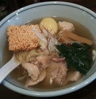 「特製塩らーめん」@焙煎汐蕎麦処 金字塔の写真