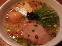 「あっさり塩味（690円）+味玉（100円）」@塩やの写真