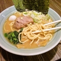「豚骨醤油 麺カタメ/油少なめ 680円→340円（開店サービス）」@清六家 本店女組の写真