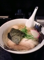 「塩ラーメン（700円）+煮玉子（100円）」@塩チャボの写真