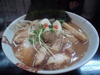 「特製濃厚豚骨魚介そば 塩味」@麺屋33の写真