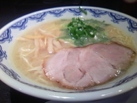 「ラーメン￥750 + 替玉￥150」@博多麺房 赤のれん 丸ビル店の写真