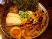 「煮干し中華そば（大盛） サービス券使用でメンマ増し」@中華そば 椿 せんげん台店の写真