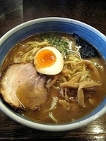 「中華そば大盛（魚介増し）」@中華そば 麦家の写真