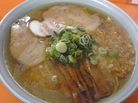 「塩ラーメン（大盛）」@支那そば あおばの写真