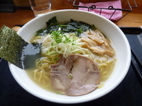 「函館コクしおラーメン・大盛り」@北海道チューボー 八重洲店の写真