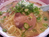 「とんこつラーメン（大盛り）」@がんこラーメンの写真