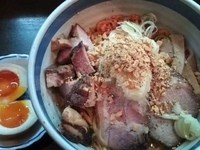 「特製チーズガーリック油そば（1050円）」@九段 斑鳩の写真