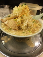 「小豚中盛り【900円】」@らーめん 凌駕の写真