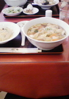 「Bセット/広東麺+半チャーハン+サラダ+ザーサイ（850円）」@中国料理 十番の写真