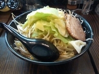 「J-LOW麺(700円)」@jun-pey ra-men Fuchinobeyの写真