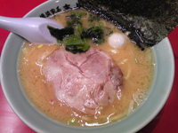 「ラーメン（650円）」@横浜家系ラーメン 立川 壱七家の写真