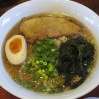 「（土日限定）昔しょうゆらーめん 750円+大盛 100円」@ますみ屋の写真