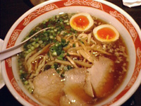 「魂のラーメン（750円）+ライス（無料）」@尾道ラーメン 麺一筋 桜木町店の写真