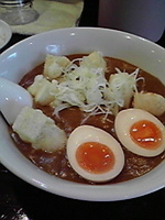 「今月の一品 カレーラーメン 力（ちから）」@麺工房HIRAMAの写真