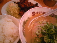 「唐揚げ定食+輪切りねぎ」@天下一品 高円寺店の写真