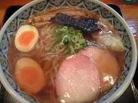 「神楽そば（1,050円）+大盛（150円）+チャーシュー飯（30」@自然派ラーメン 神楽の写真