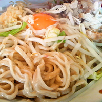 「油そば￥700」@ラーメン髭の写真