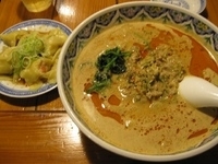 「タンタン麺880円（ぱどクーポンで皿エビワンタン無料）」@中国ラーメン 揚州商人 流山店の写真