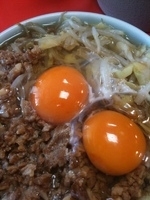 「チャーシュー野菜、小鉢+卵W」@丸長 目白店の写真