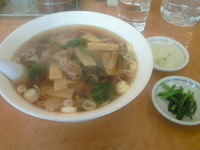 「牛バラ麺 680円」@らーめん三国の写真