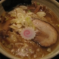 「塩そば（中華平打ち麺選択）650円」@中華そば 花菱の写真