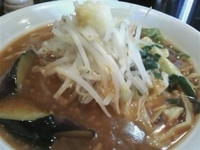 「鳳凰麺（ニンニク）780円」@激辛拉麺 鷹の爪の写真