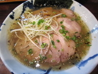 「支那そば（しお）大盛+チャーシュー」@支那そば 将華の写真