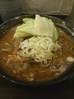 「牛すじ味噌カレーラーメン」@づゅる麺 池田の写真