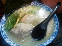 「特性鶏そば」@豚骨醤油 蕾の写真