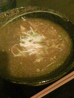 「中華そば（小） 650円」@もちもちの木 新宿店の写真