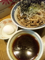 「肉盛りつけ蕎麦大盛り」@馳走麺 狸穴の写真