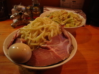 「濃菜付け麺（麺超盛）+野菜大盛+味玉+ローストポーク4枚」@濃菜麺 井の庄の写真