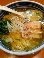 「塩そば（大盛サービス）700円」@麺屋 翔 西新宿本店の写真