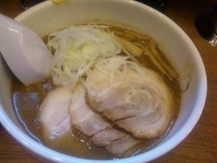 「味噌ラーメン+魚粉+半チャーシュー」@麺処 慶の写真