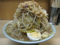 「ラーメン（野菜・ニンニク・カラメ）」@ラーメン富士丸 北浦和店の写真