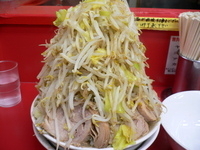 「ラーメン大+豚マシ+ヤサイマシマシ」@ドン-キタモトの写真