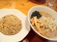 「半チャン味噌らーめん」@半チャンラーメン あかしやの写真