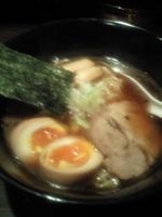 「ラーメン（ごま玉子つき）」@京鰹節つけ麺 愛宕 ATAGOの写真